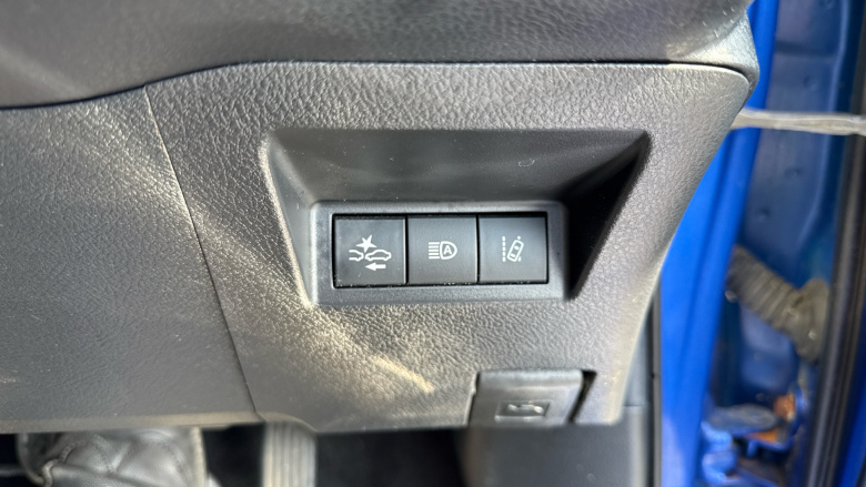 Toyota Yaris 1.5 Hybrid Y20 5dr CVT [Bi-tone] Hybrid Hatchback